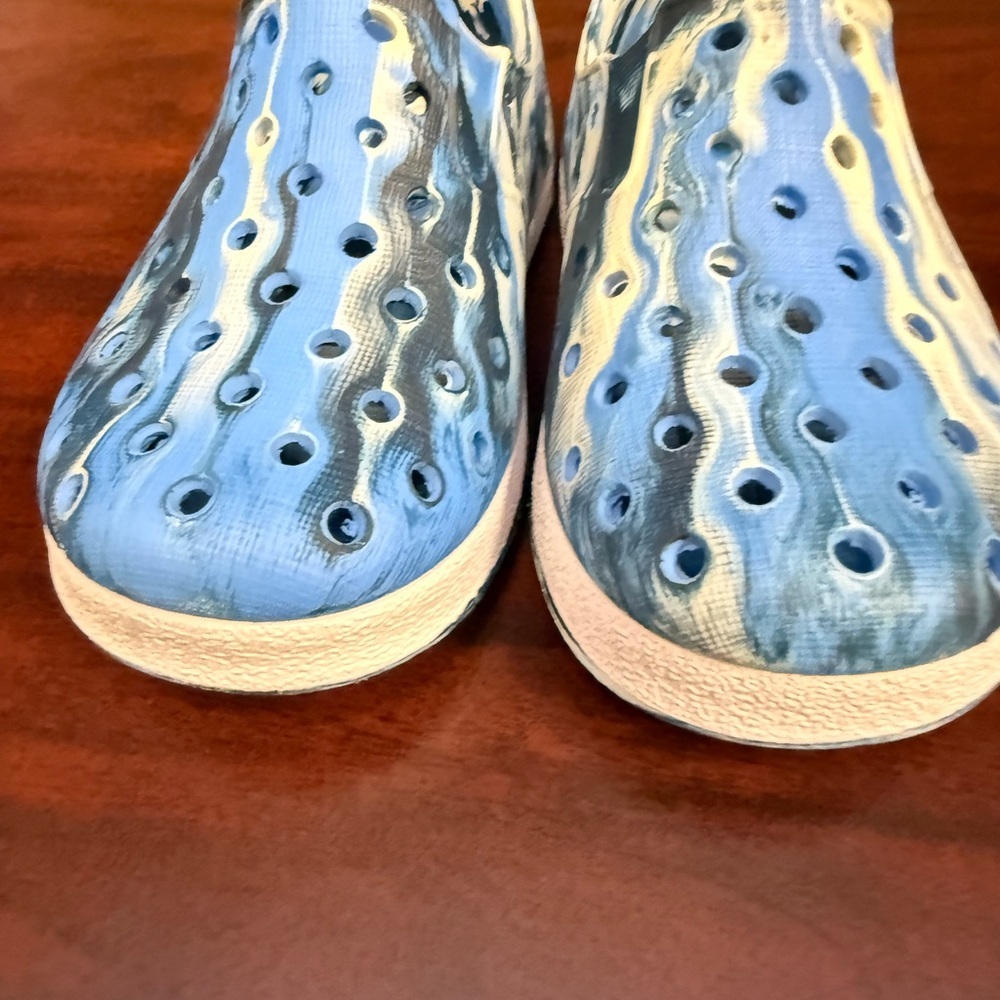 Kids Blue Tie-Dye Slip-On Shoes - Picture 2 of 5